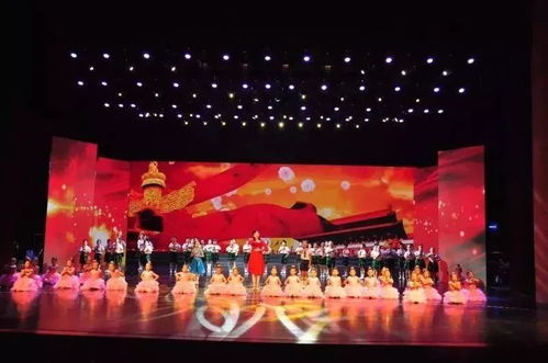 咱們教育有力量 ,石峰區(qū)專場的主基調(diào)是 金色童年 ,主打 陽光 愛 文化